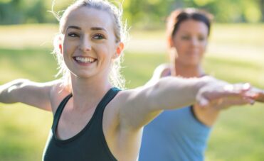 Yoga in the park in The Lanes residence Brisbane West End.